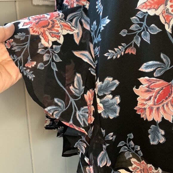 Olivaceous cold shoulder sheer ruffle blouse sz small - Picture 9 of 16